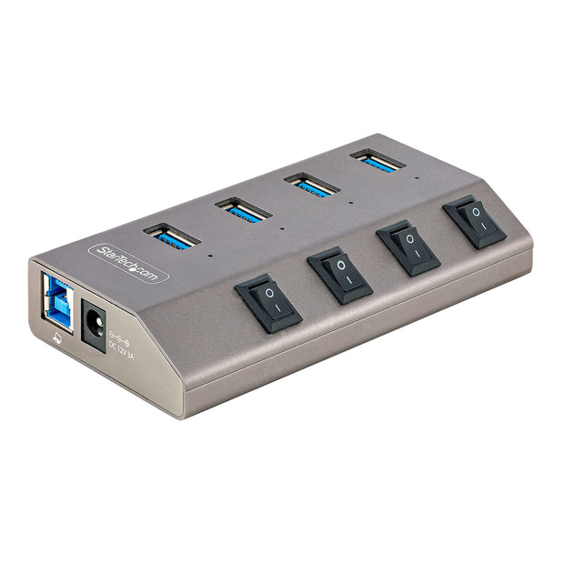 StarTech.com USB-C-hubb med fyra portar och egen strömförsörjning med individuella
