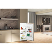 Whirlpool ARG 7342 kombinerat kylskåp Inbyggd 189 l Vit