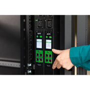 APC EPDU2132M grenuttag 24 AC-utgångar 0U Svart