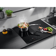 AEG IKB32300CB Svart Inbyggd