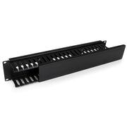 StarTech.com 2U horisontell kanalpanel för kabelhantering med fingrar och lock