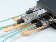 LevelOne AOC-0502 transceiver-moduler för nätverk Fiberoptik 103100 Mbit/s QSFP28
