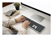Kensington KB535 EQ Uppladdningsbart Multi-Device Tangentbord