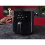 AEG AAF3B Single 3,3 l Fristående 1350 W Varmluftsfritös Svart