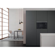 Whirlpool WMF201G Svart
