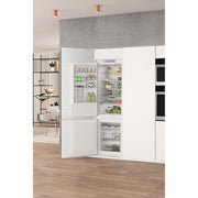 Whirlpool WHC18 T322 Inbyggd 250 l