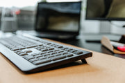 CHERRY KW 3000 tangentbord Universal RF Trådlös QWERTY Portugisisk Svart