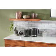 KitchenAid 859711684180 vattenkokare 1,7 l 2400 W Svart