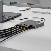 StarTech.com QUAD-USB-DP-ADAPT dockningsstationer för bärbara datorer Kabel USB 3.2