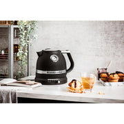 KitchenAid 5KEK1522EBK vattenkokare 1,5 l 2400 W Svart